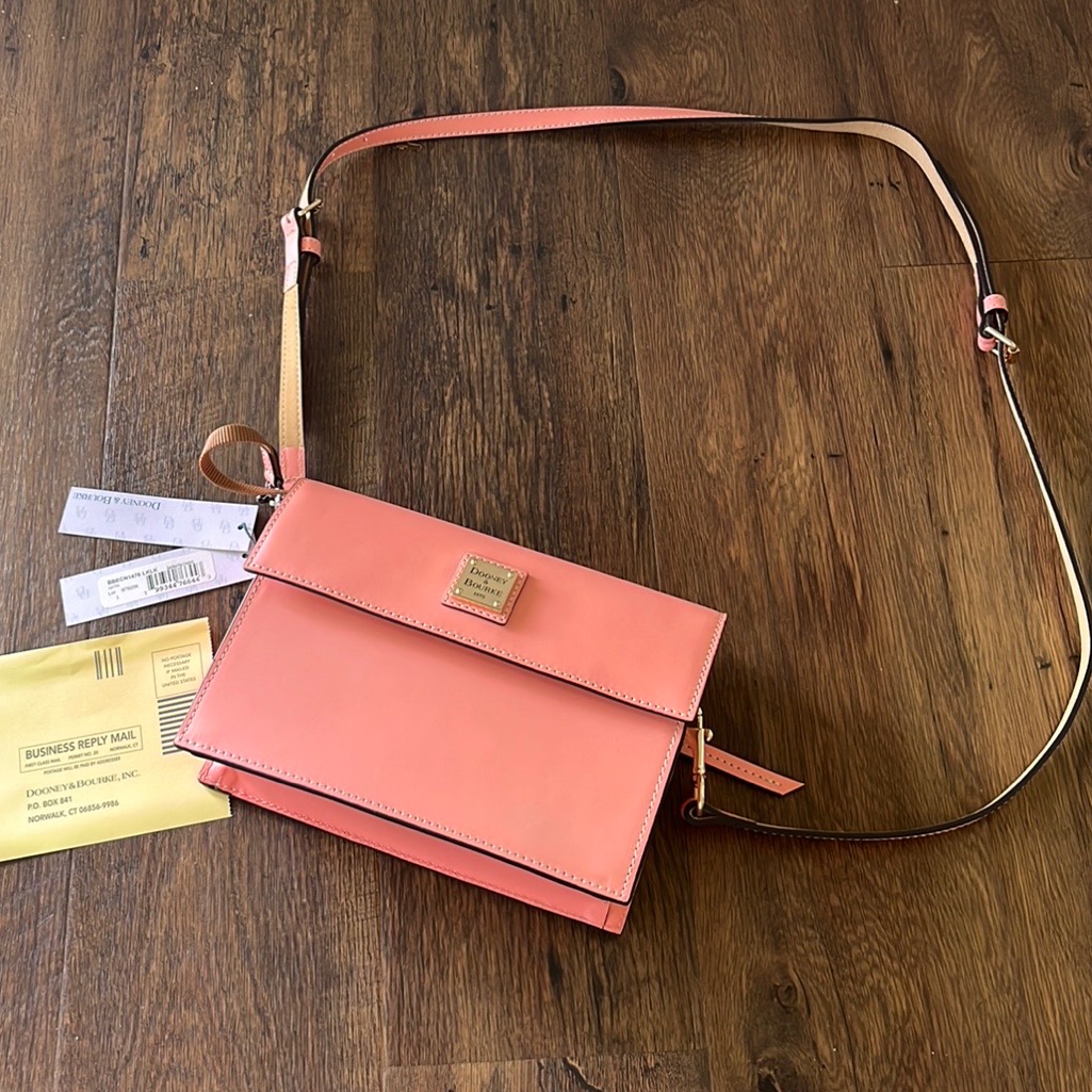 Coral Pink Brand New Dooney And Bourke Leather Crossbody Purse